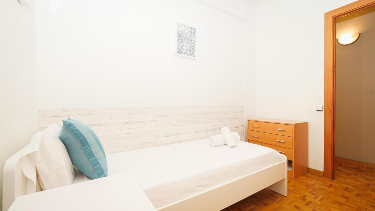 Bed&Bcn Sant Andreu Apartment Barcelona Exterior foto